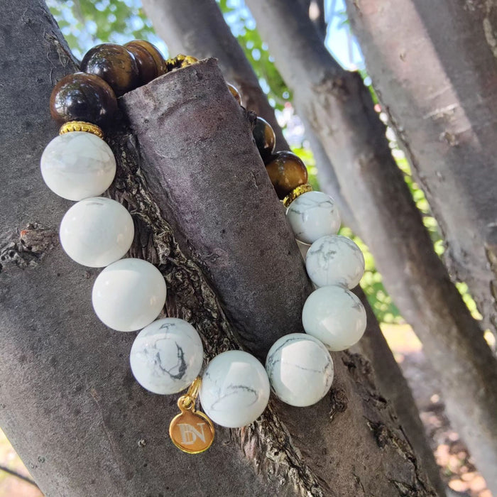 HOWLITE AND TIGER EYE (WITH GOLD LION)